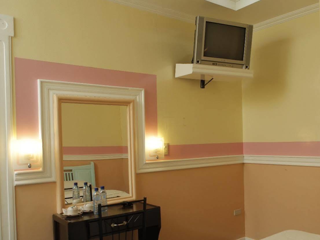 Golden Palace Hotel Tagum Esterno foto