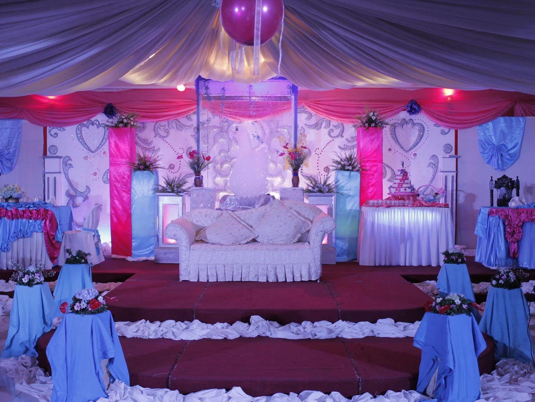 Golden Palace Hotel Tagum Esterno foto
